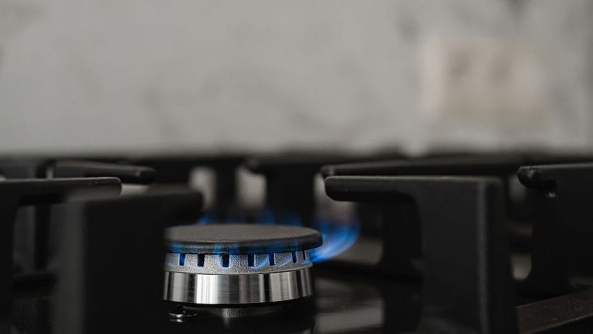 Government Plans Gas Cylinder Subsidy to Help Poor Households