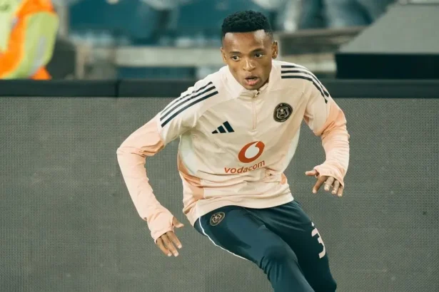 Is Relebohile Mofokeng Losing Focus at Orlando Pirates