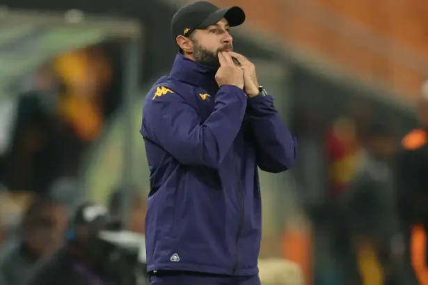 Kaizer Chiefs Stars Hit by Diarrhea Ahead of Simba Showdown