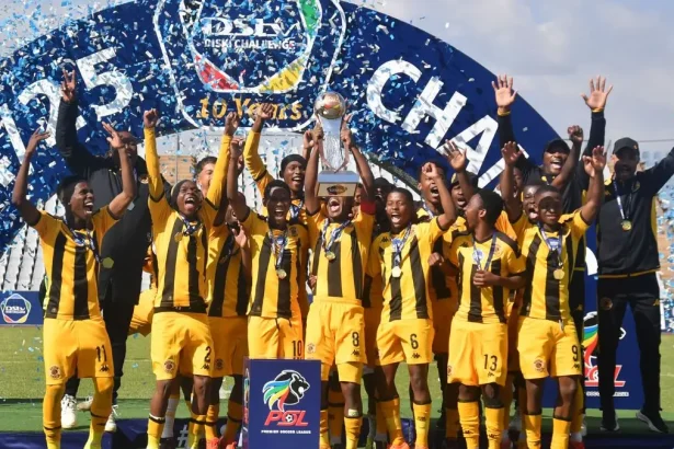 Kaizer Chiefs Youngsters to Take on Manchester United