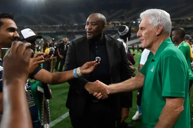 Minister McKenzie Pledges R5 Million Bonus to Celebrate Bafana Bafana’s World Cup Return