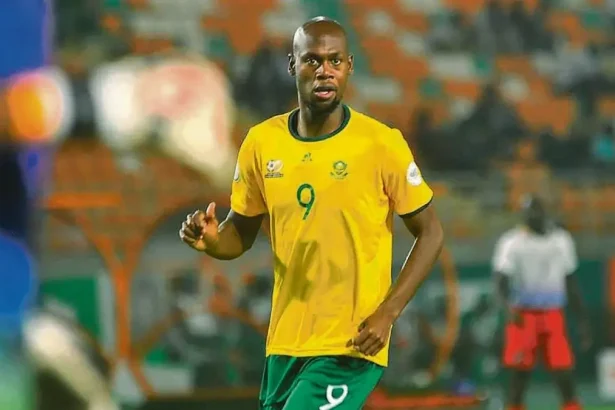 Orlando Pirates Striker Makgopa Gets Late Bafana Call-Up After Rayners Injury