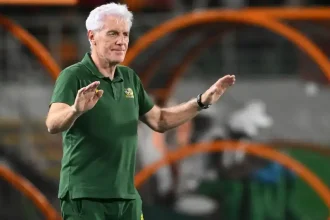 “Sorry, Kaizer Chiefs Weren’t Good Enough” – Broos on Leaving Amakhosi Players Out