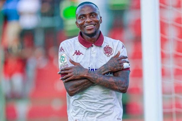 Thembinkosi Lorch snubbed by Broos