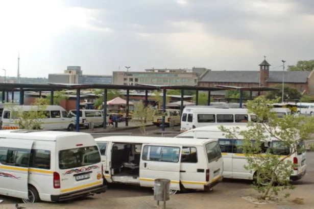 Warning Taxi Operators Hijacking Motorists in Extortion Scheme