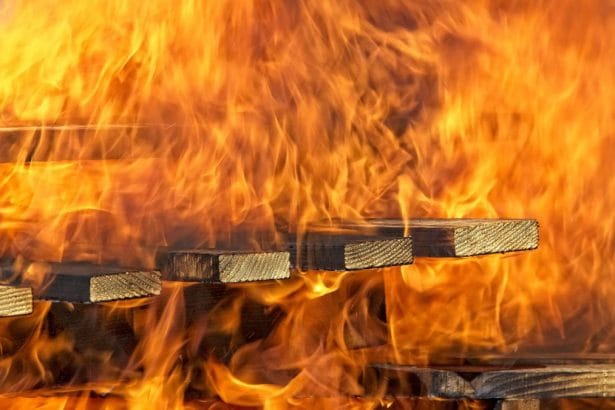 Thembisa News: Man Dies in Oakmoor Shack Fire as Friends Set Eyes on the Stand