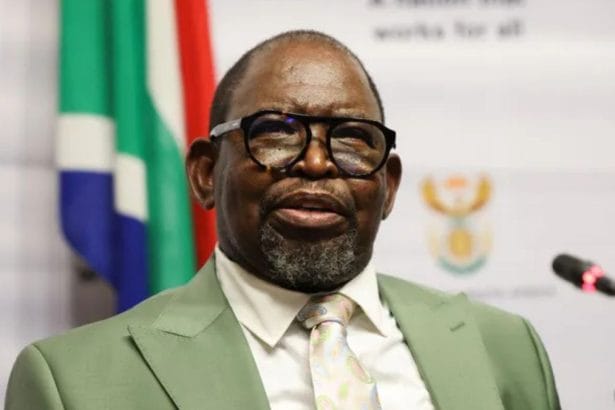 Rand Strengthens After Enoch Godongwana’s Budget Speech