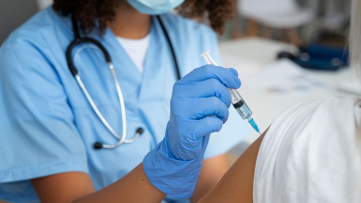 The Importance of Flu Vaccination & Why You Should Do it This Year