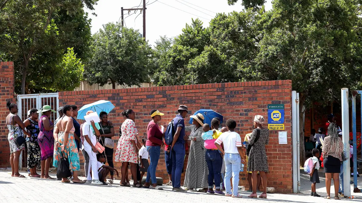 2,700 Gauteng Grade 1 and 8 Pupils Still Unplaced for 2026